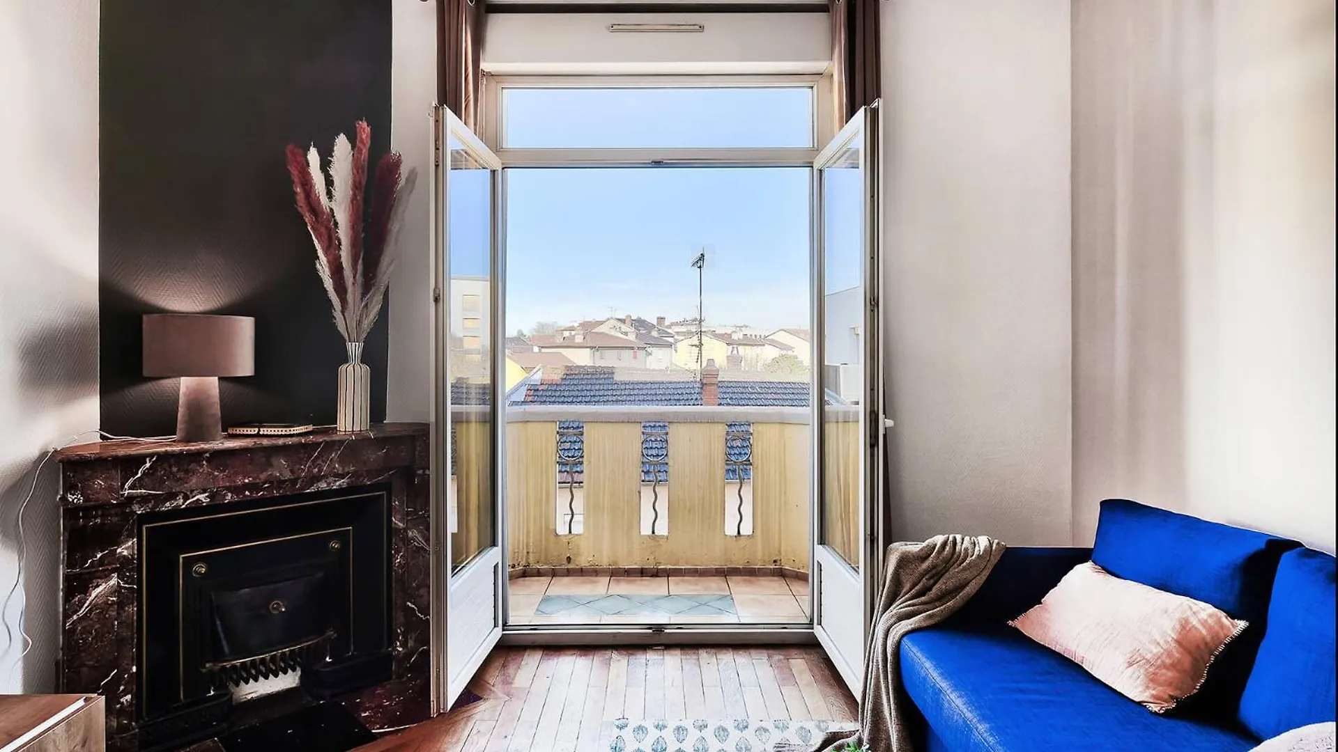 Apartment Le Classic Chic - 20Min De Lyon, Balcon Ensoleille Saint-Fons